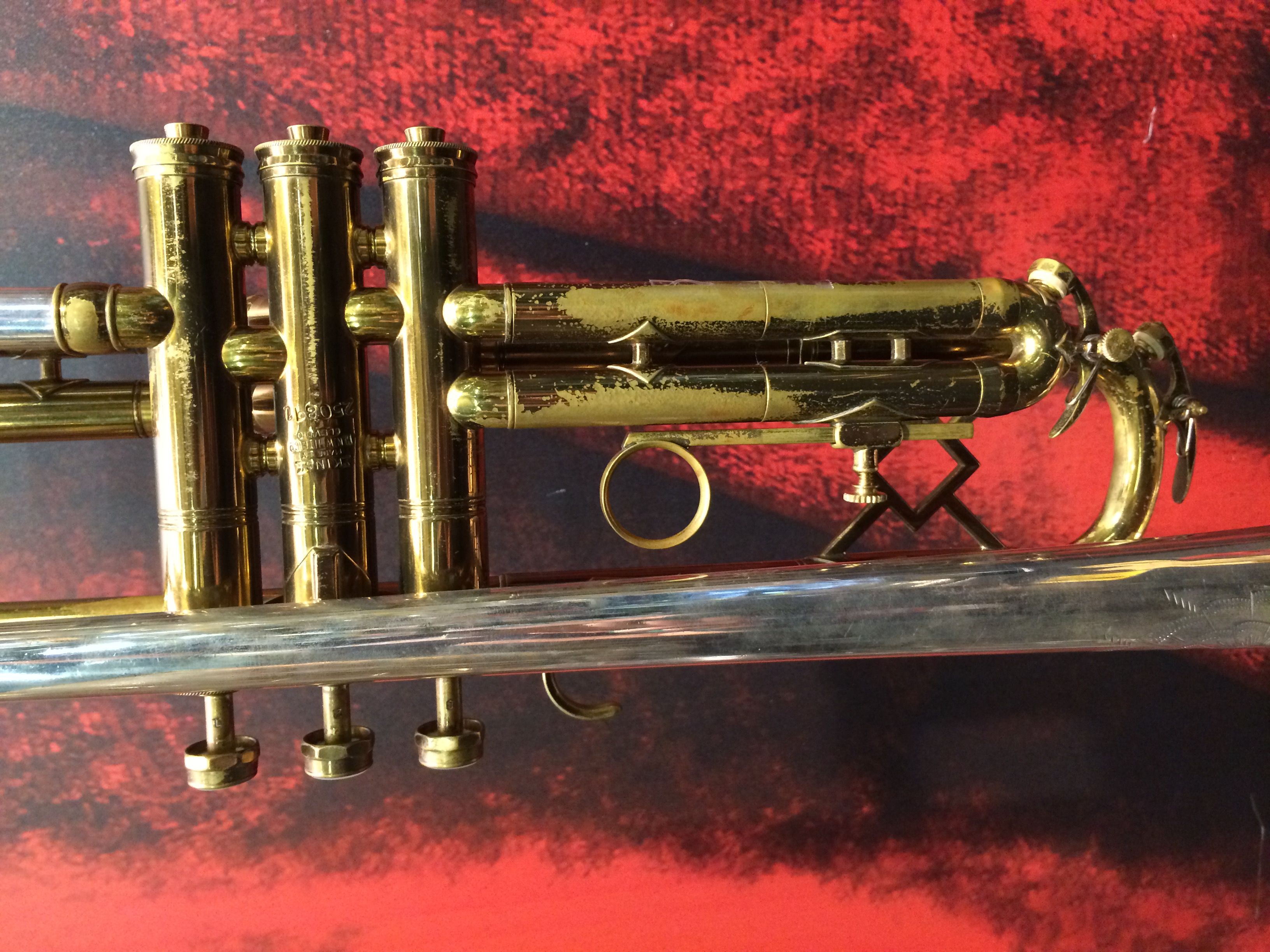 king trumpet serial number lookup